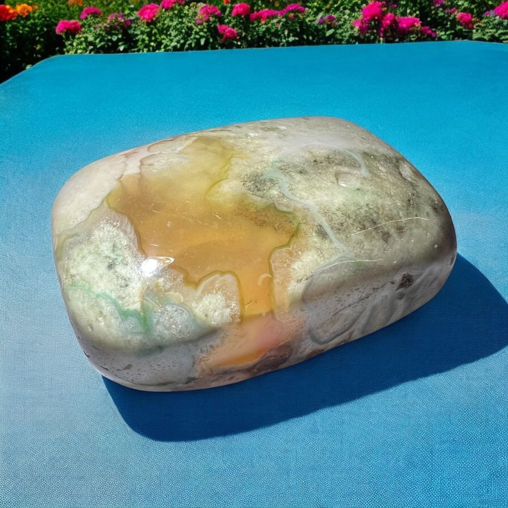 Green‎ Flower Agate Crystal Palmstone